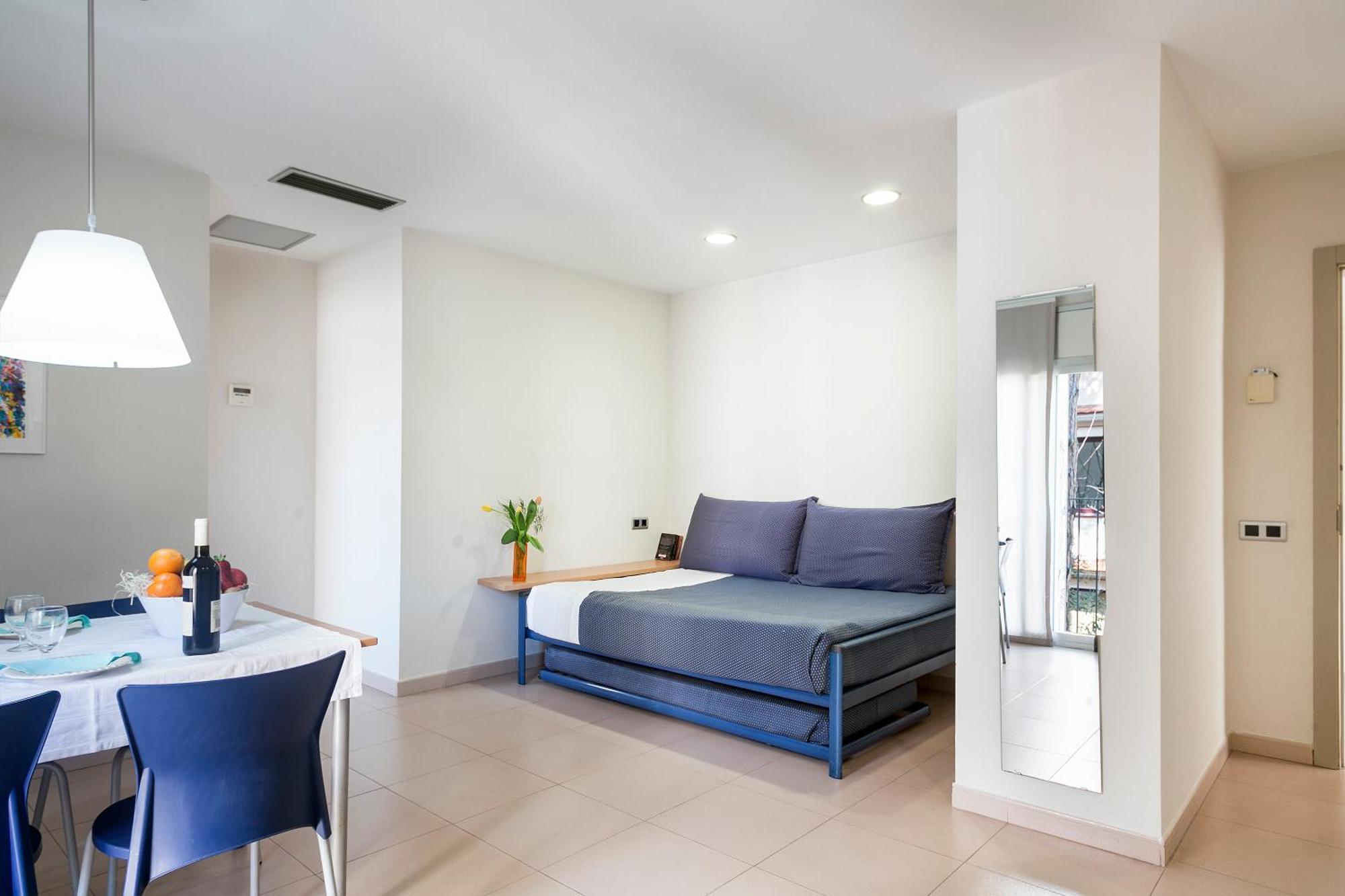 Apartamentos Porta Coeli กาสเตย์เดเฟลส์ ภายนอก รูปภาพ